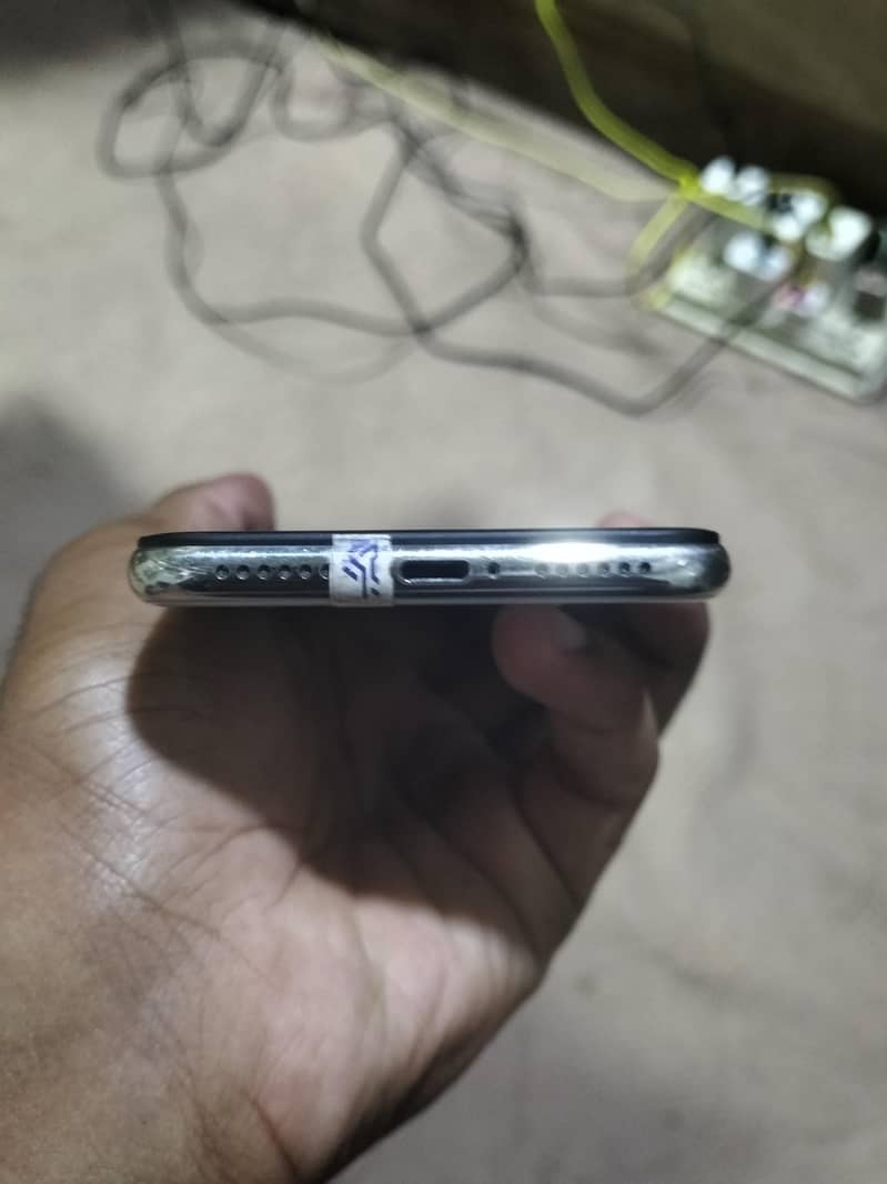 Apple iPhone X 1