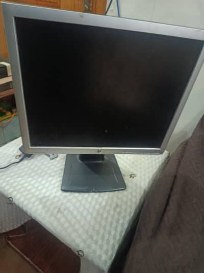 HP Compaq LA1956x 19-inch LED Monitor for Sale