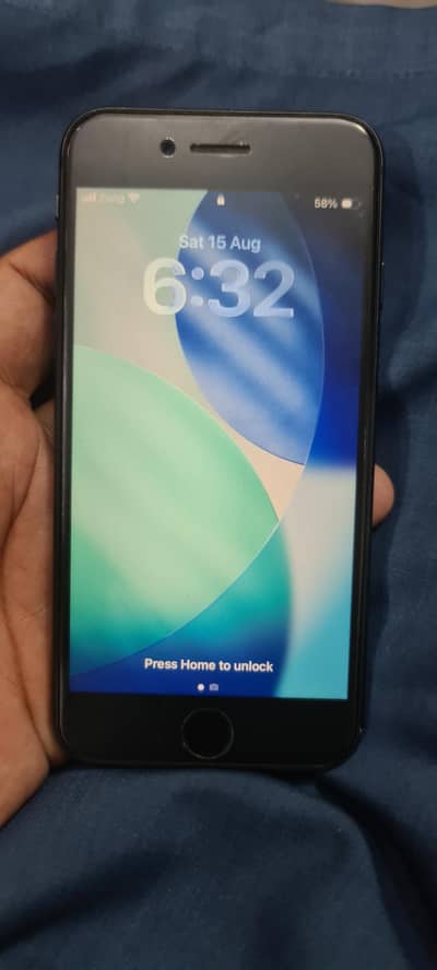 Apple iPhone SE