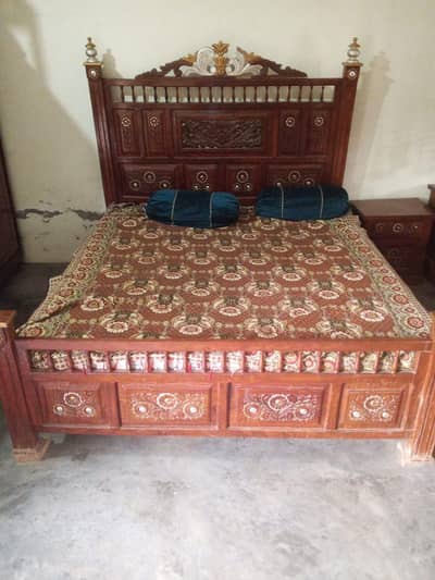 used wooden king size bed good condition