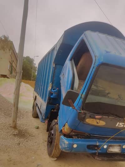 isuzu npr 4400
