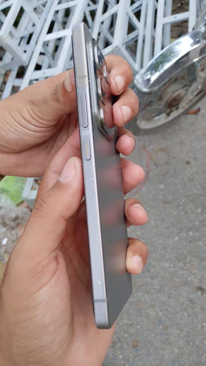 Infinix Note 50 Pro 4