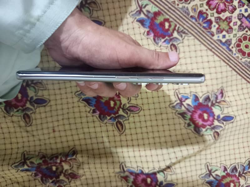 Tecno CAMON 40 Pro 3