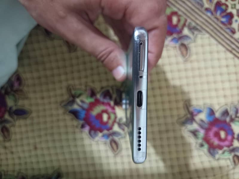 Tecno CAMON 40 Pro 5