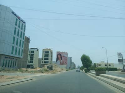 100 Sq Yards Commercial Plot, In Zulfiqar Commercial, Near Parking, DHA Phase-8, Khi