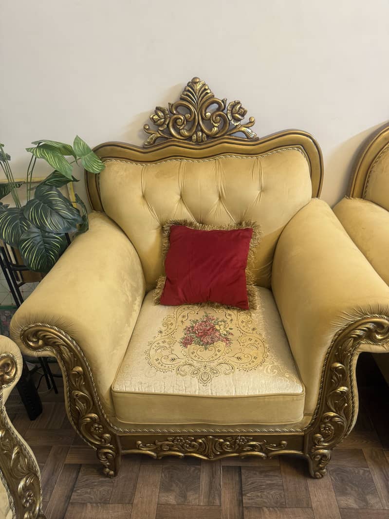 Royal 4