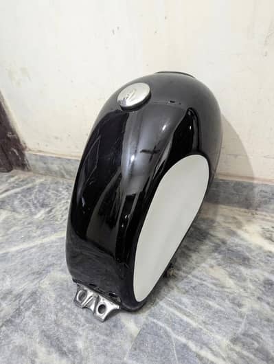 Suzuki 150cc Tank