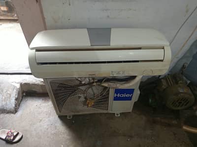Haier AC 6 mnth used only