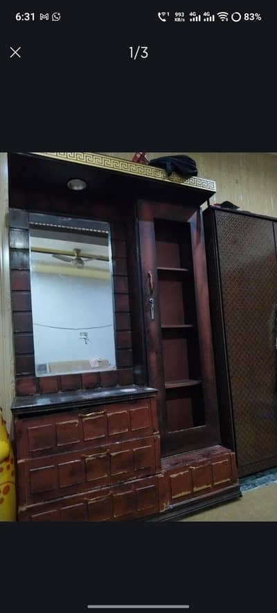 bed,wardrobe,side table