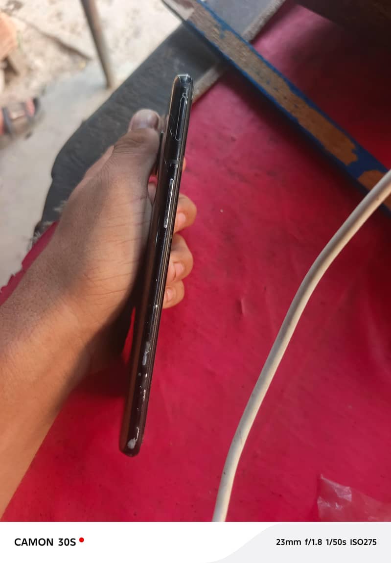 One Plus 6T 4