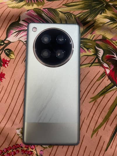 Infinix Zero 40