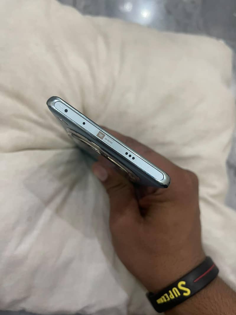 Infinix Zero 40 4
