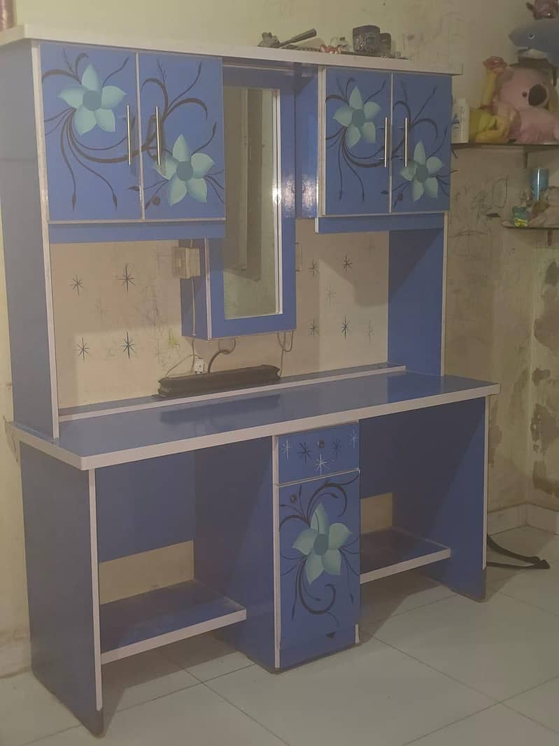 Double study table 4