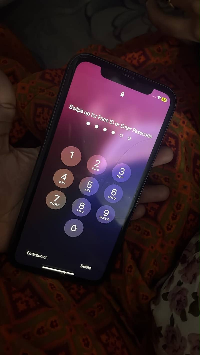 Apple iPhone 11 3