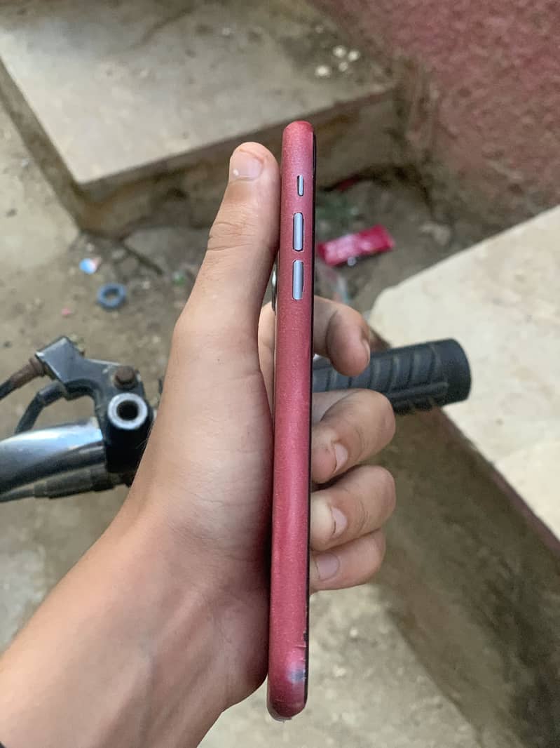 Apple iPhone 11 8