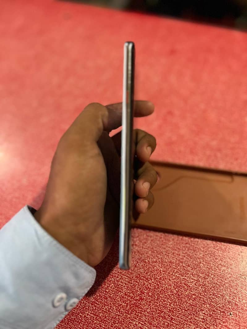 Tecno CAMON 40 Pro 3