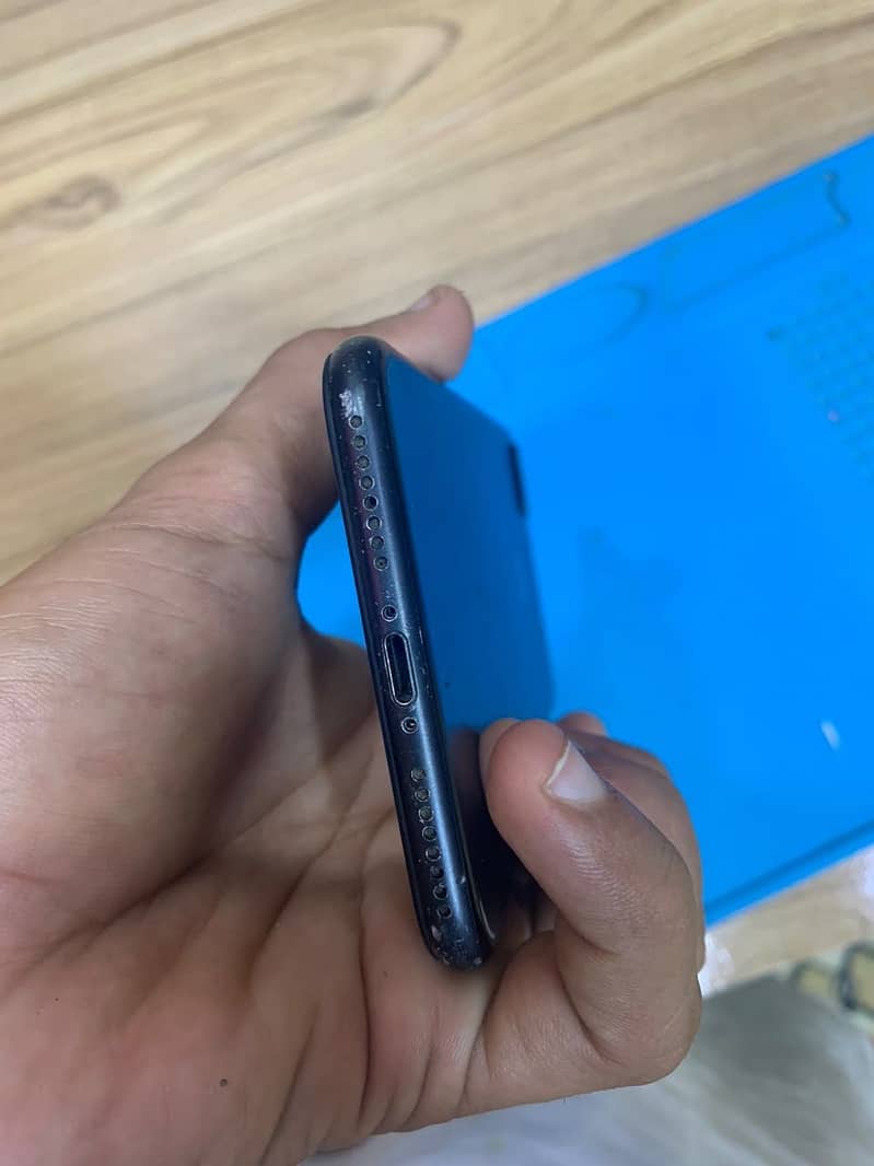 Apple iPhone 7 Plus 1