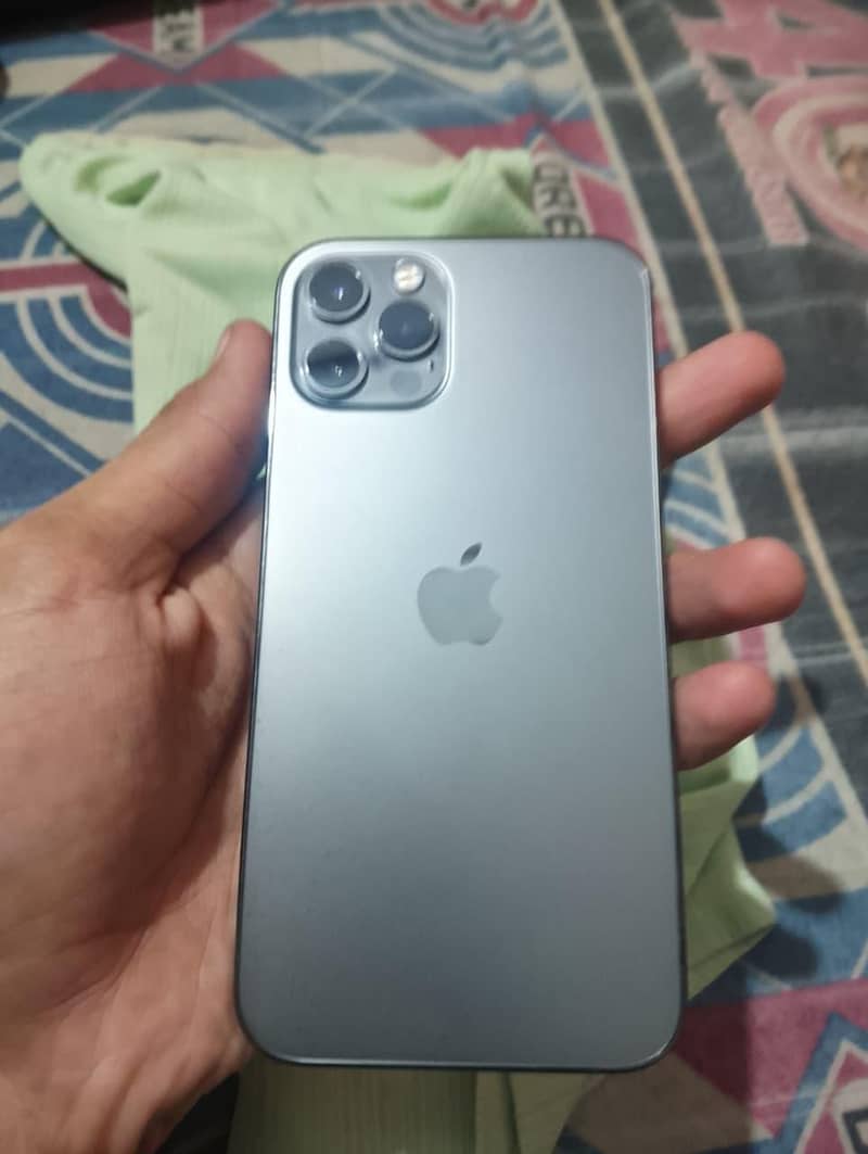 Apple iPhone 12 Pro 1
