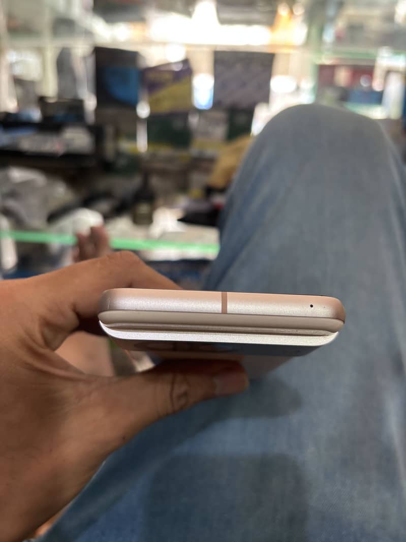 Google Pixel 8 1