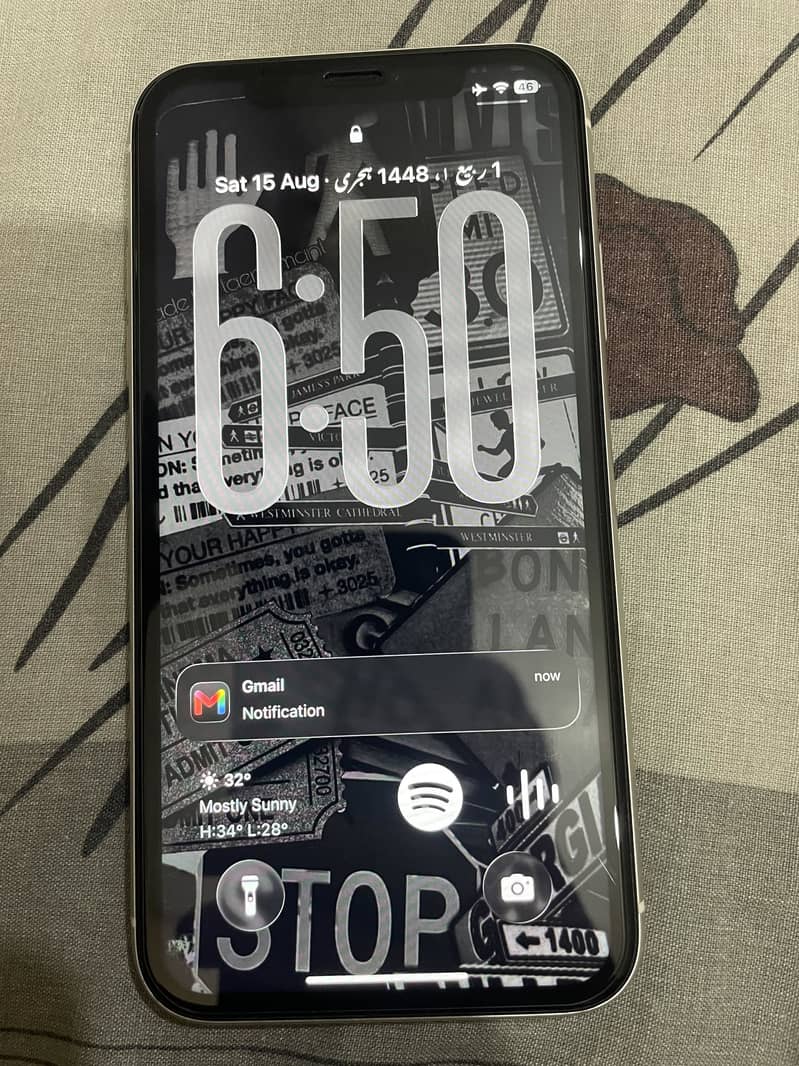 Apple iPhone 11 3