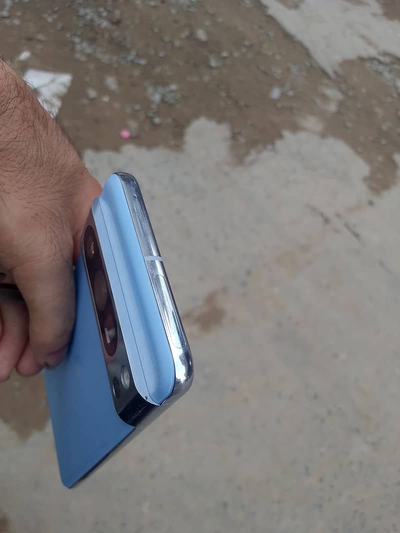Google Pixel 8 Pro 2