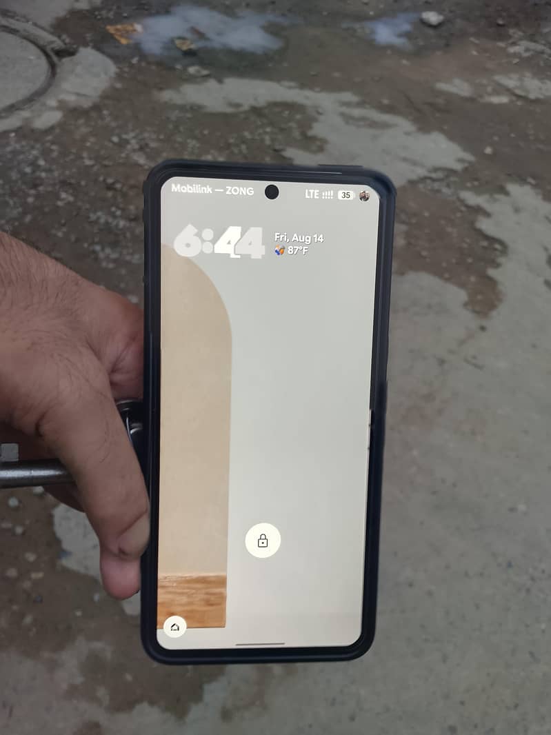 Google Pixel 8 Pro 6