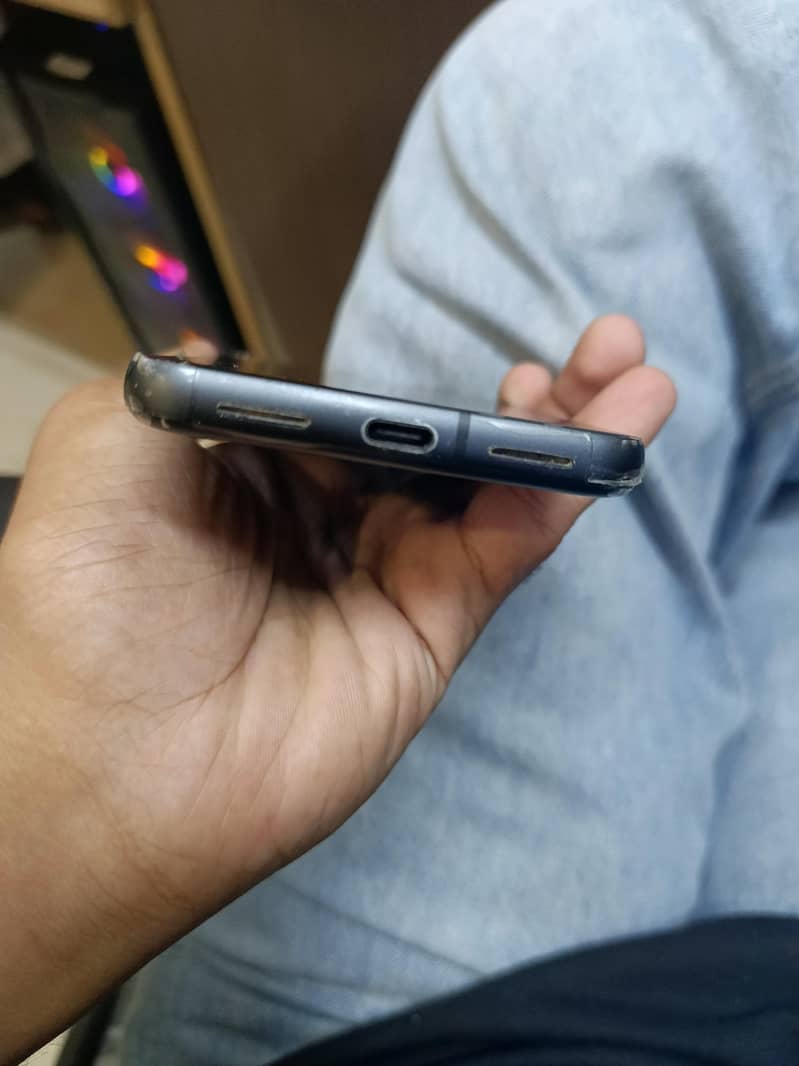 Google Pixel 8 3
