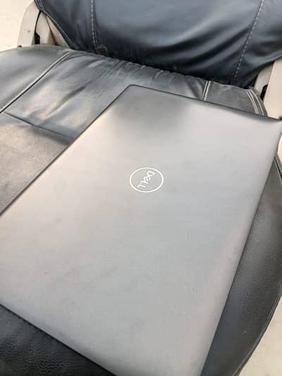 urgent sale  DELL LATITUDE 5400 CORE i7 16GB RAM 256GB SSD