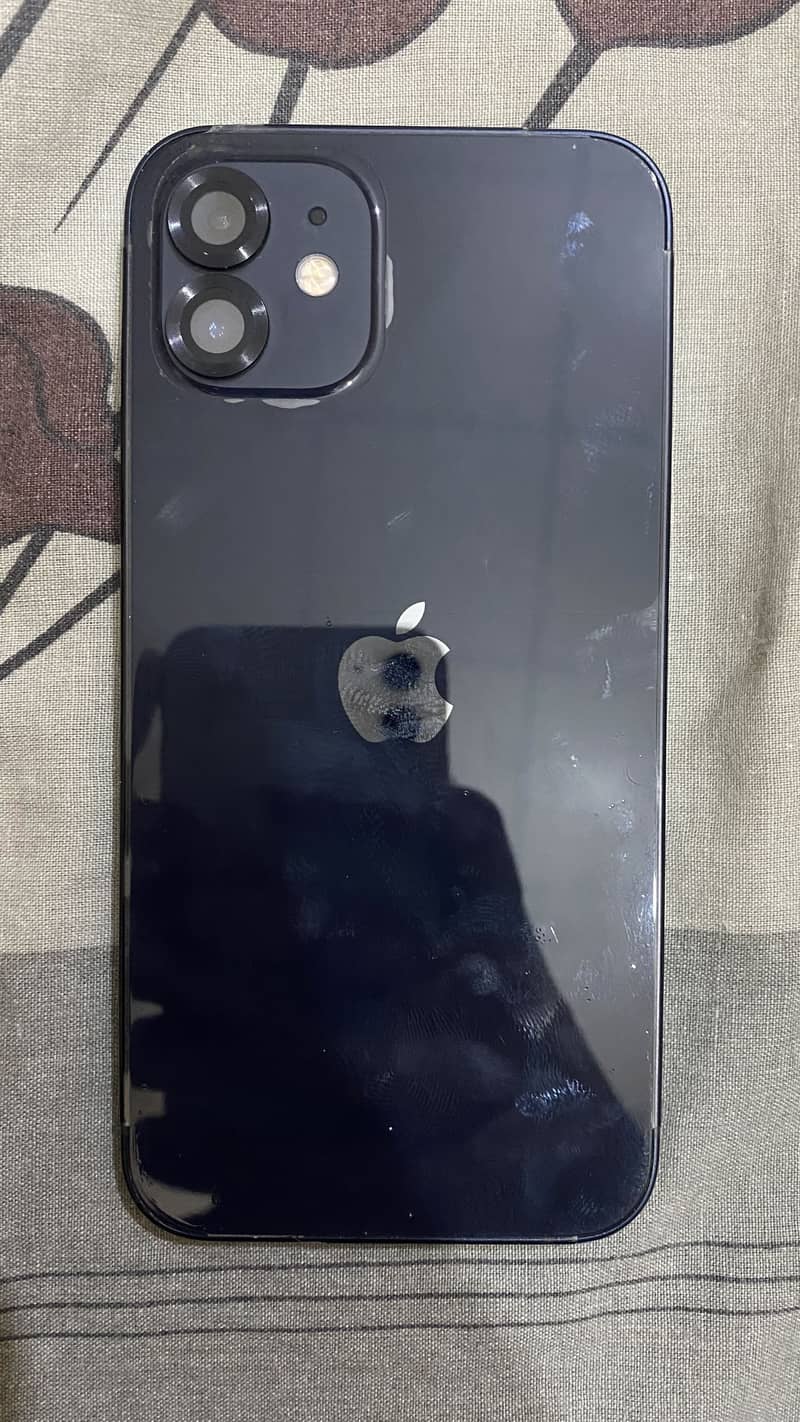 Apple iPhone 12 3