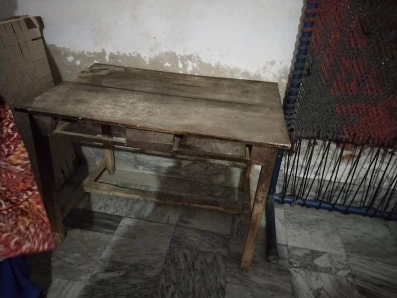 WOODEN TABLE 2