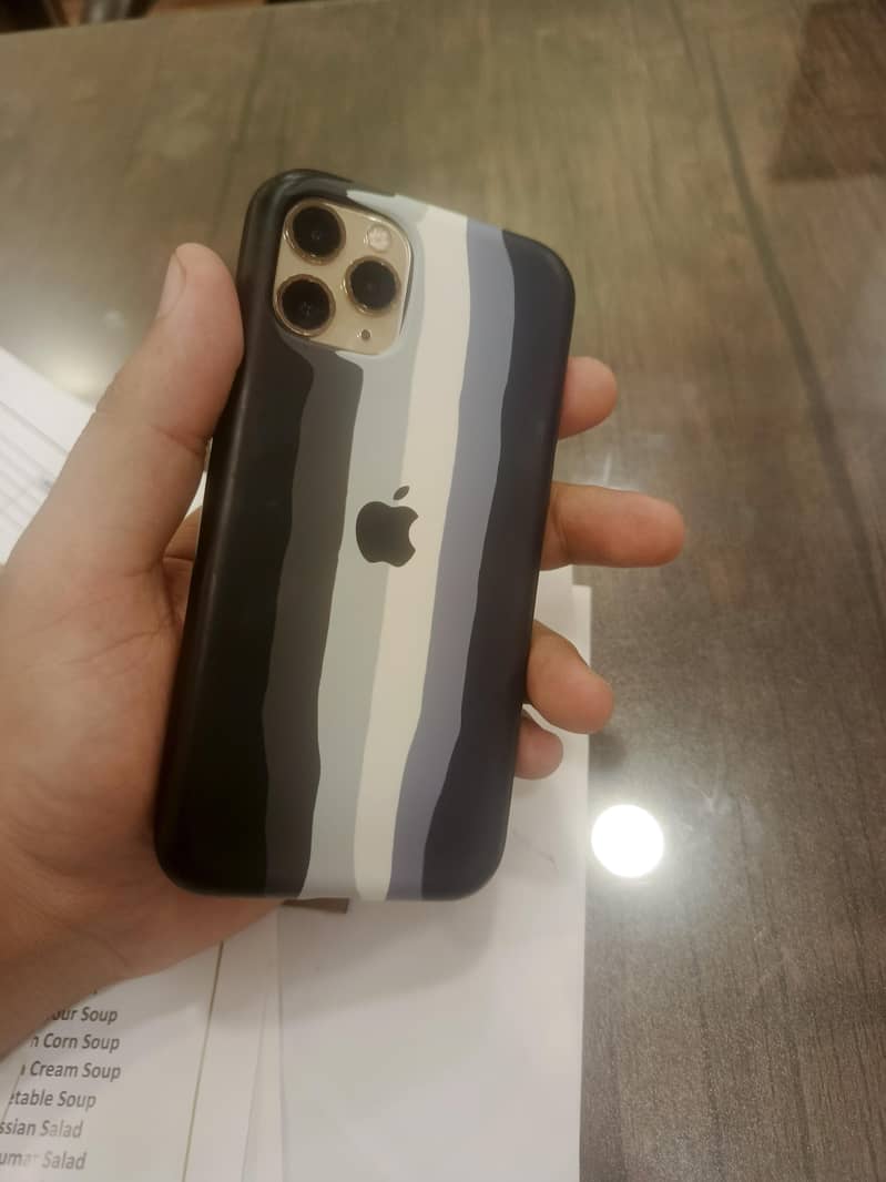 Apple iPhone 11 Pro 0