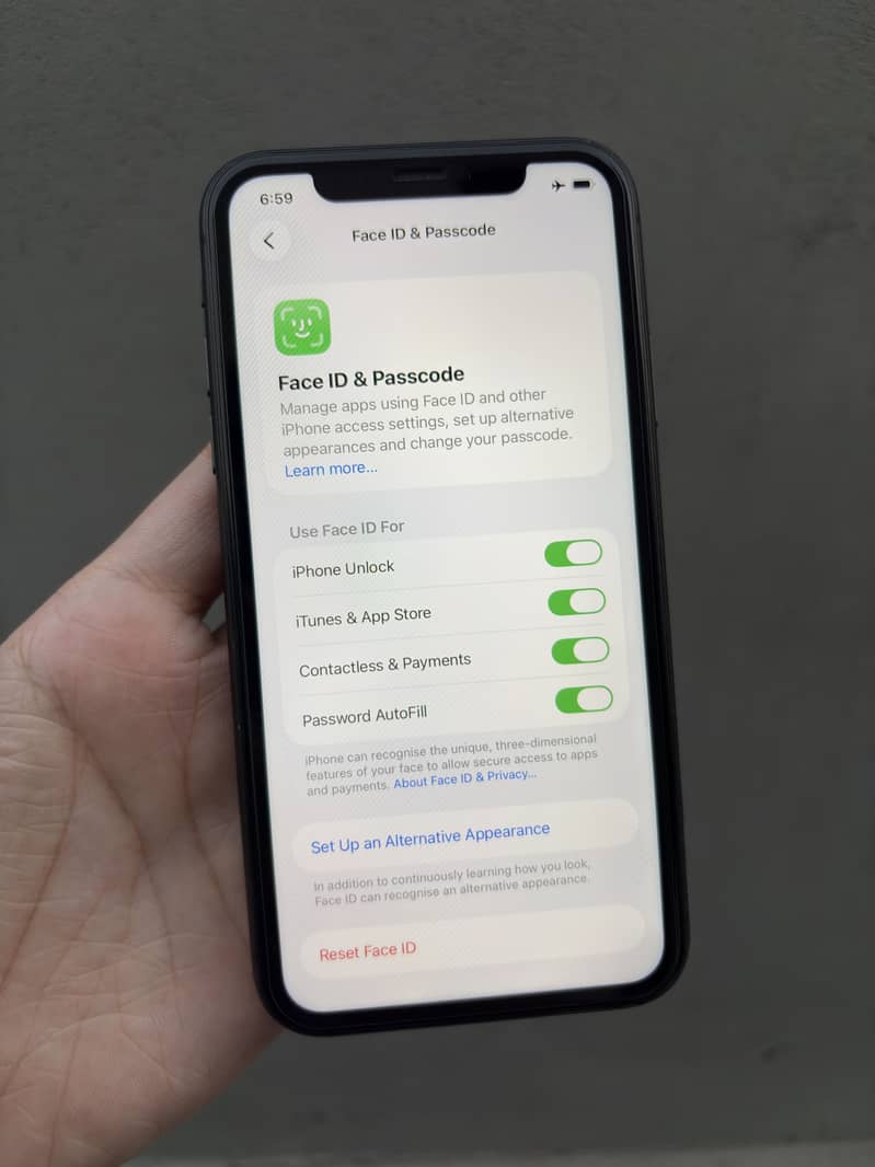 Apple iPhone 11 3