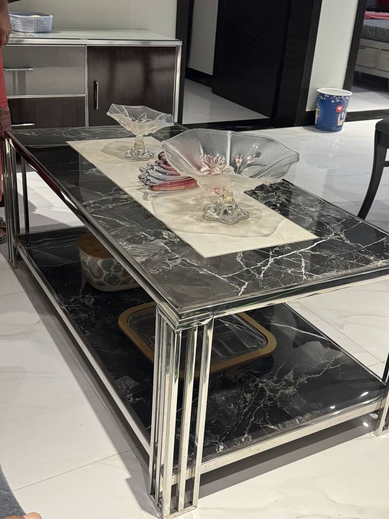 Centre table 0