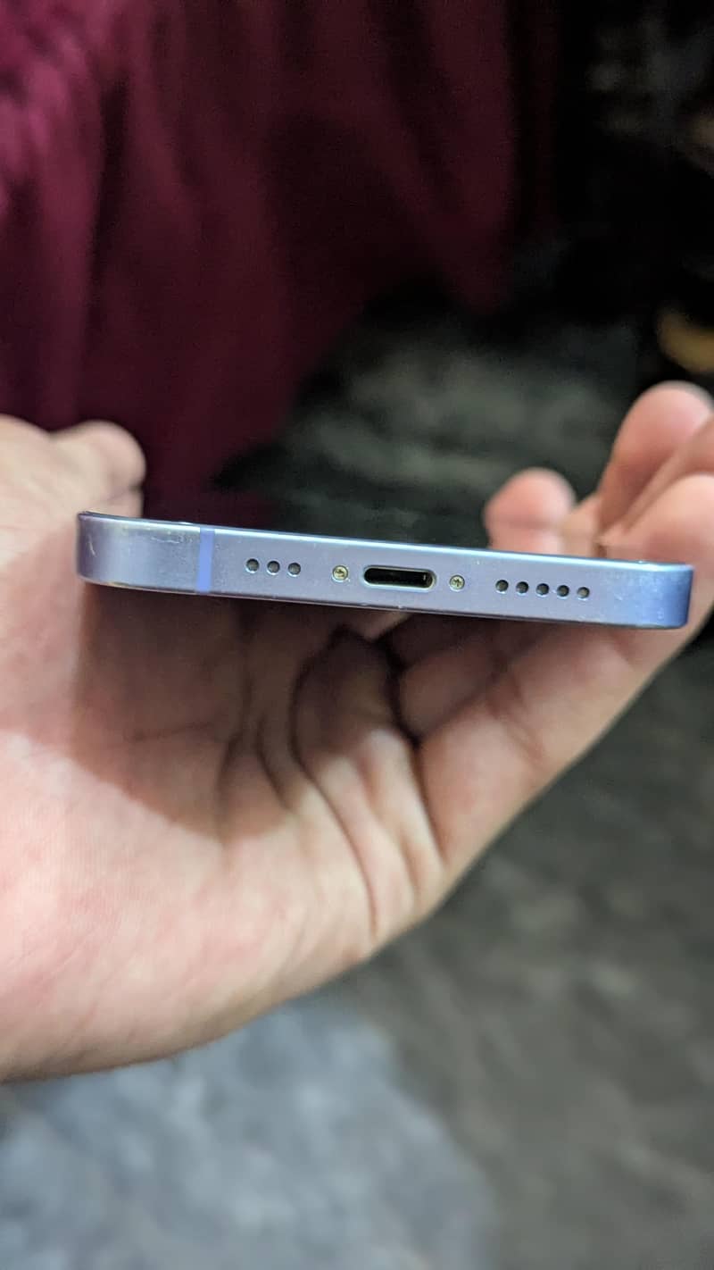Apple iPhone 12 2