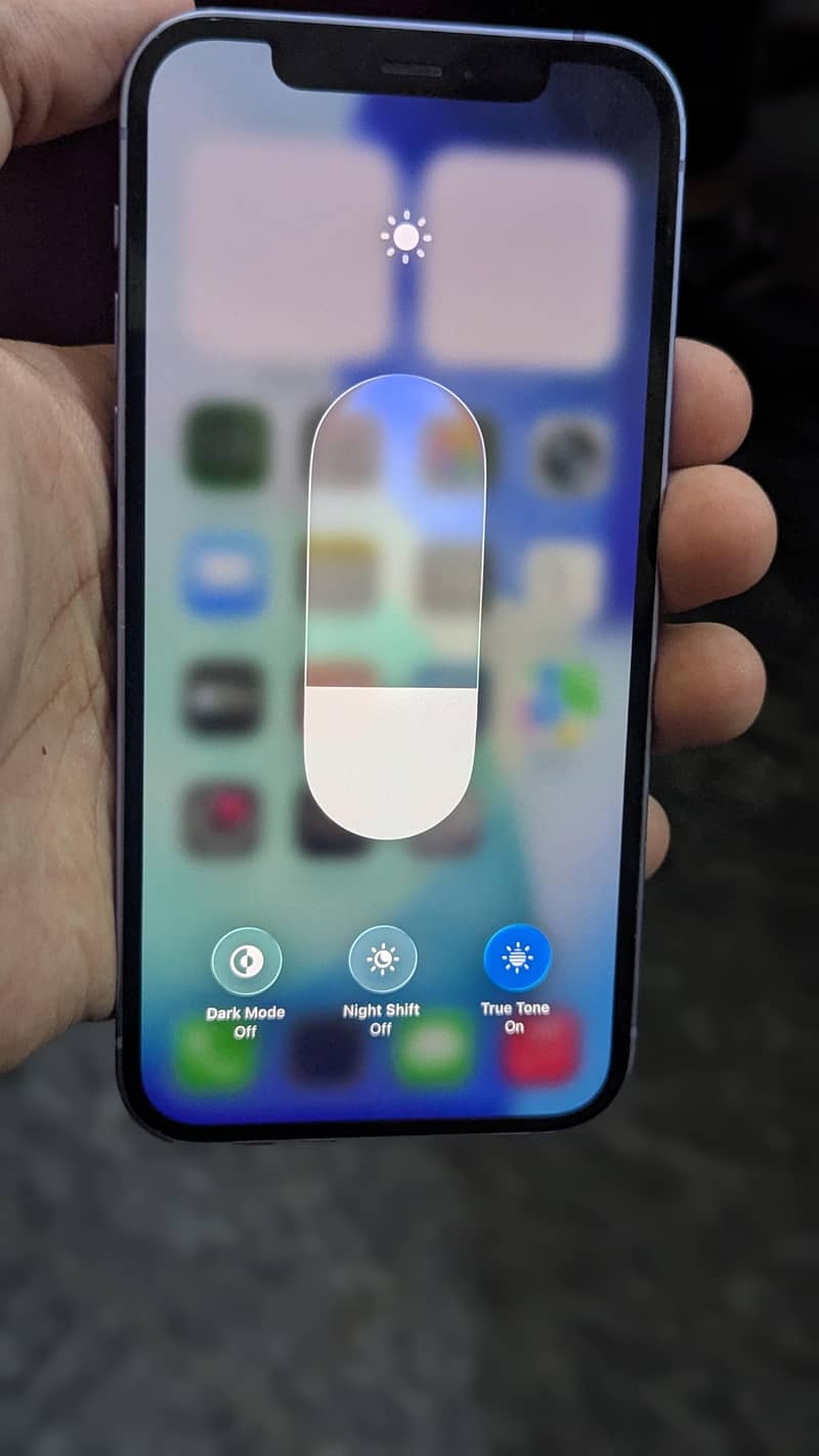 Apple iPhone 12 3