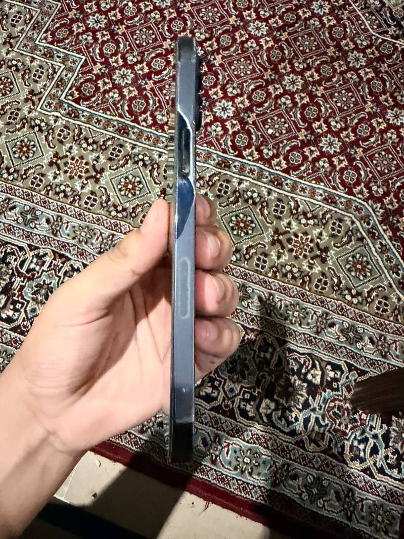 iPhone 12 Pro Max 95 7