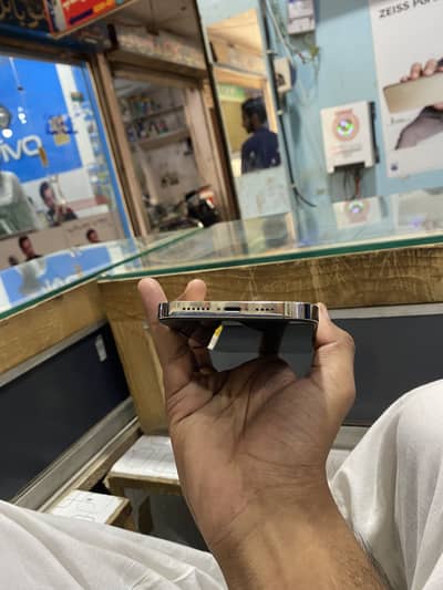 Apple iPhone 14 Pro Max jv