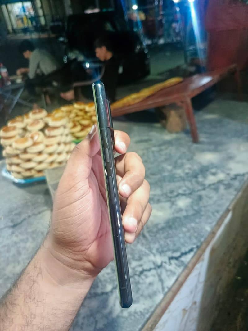 Google Pixel 7 Pro 4