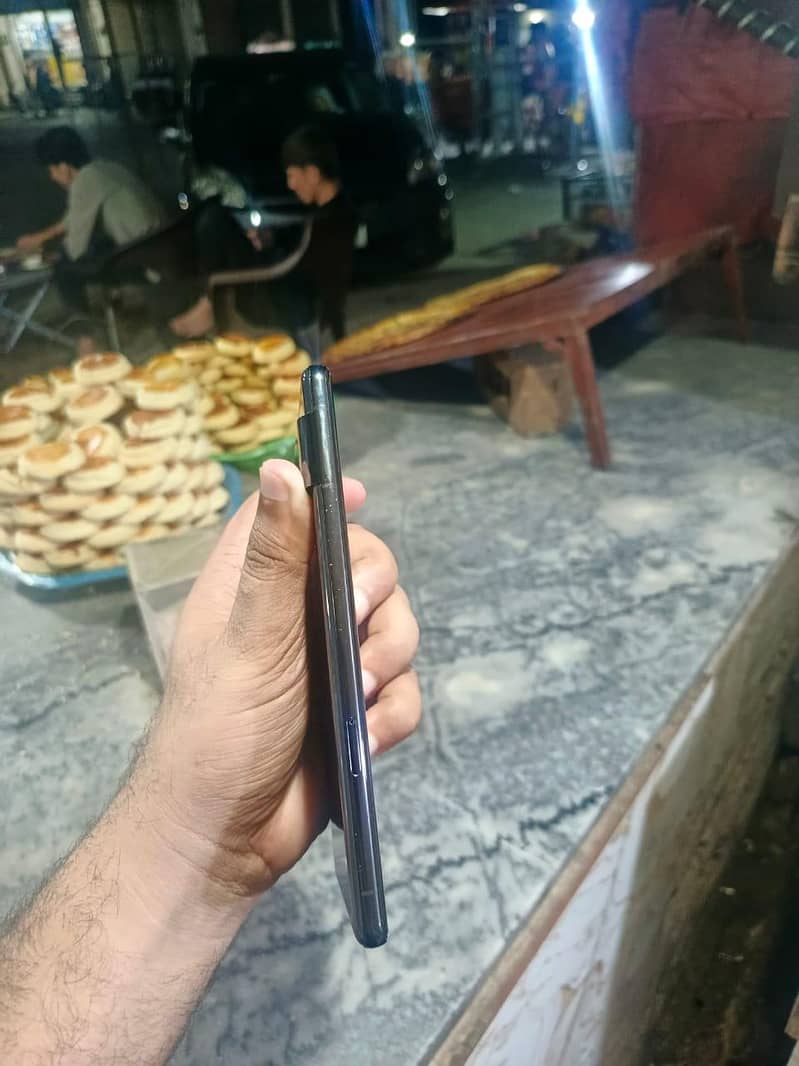 Google Pixel 7 Pro 8