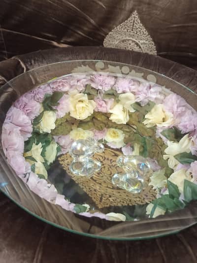 A gorgeous coffee  table with excellent quality