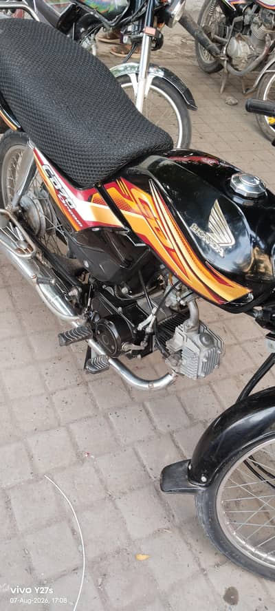 like a brand new condition motorcycle Honda CD dream 70