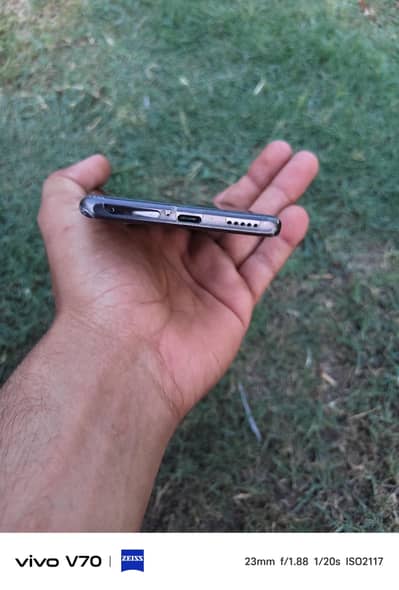 Vivo V30 SE