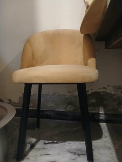 6 chairs for sale