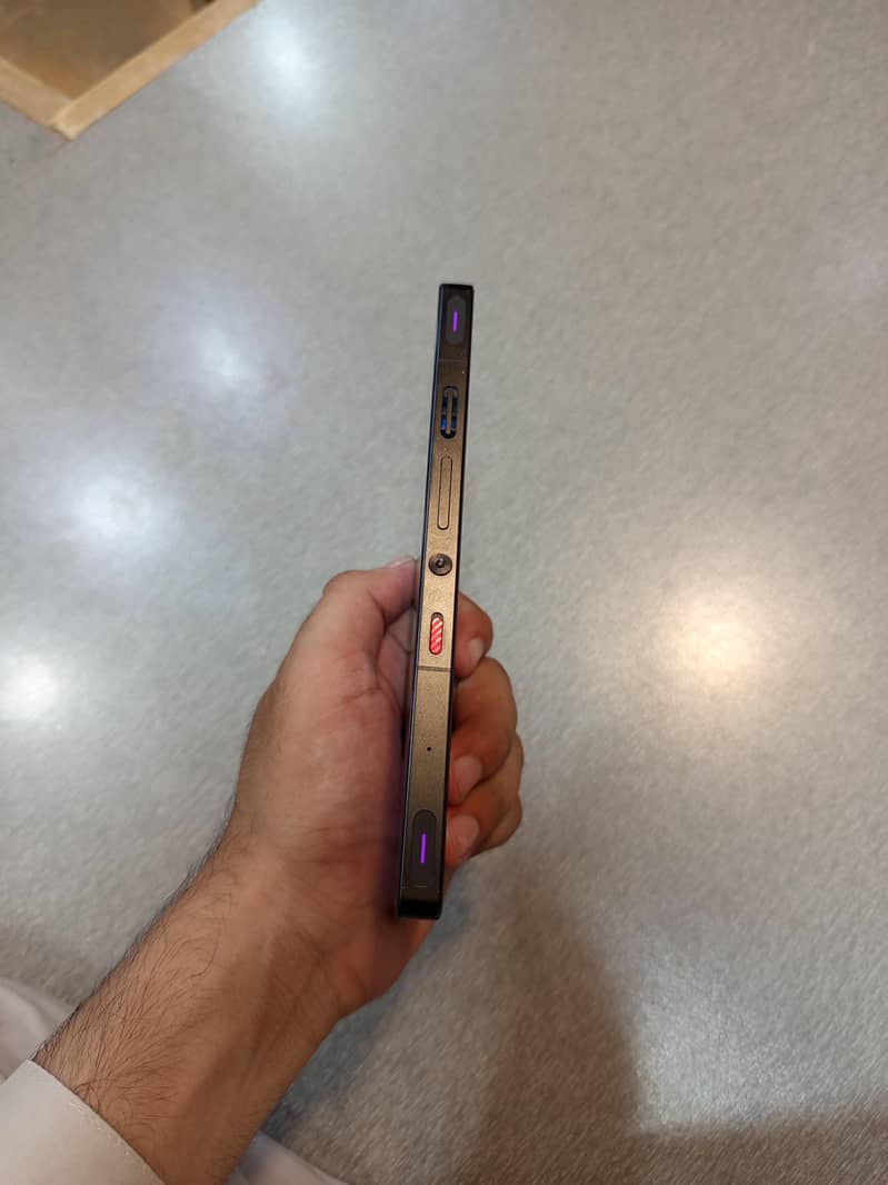 RedMagic 10 Pro Complete box Global version 5