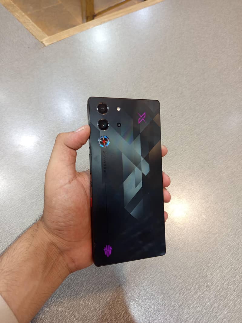 RedMagic 10 Pro Complete box Global version 8