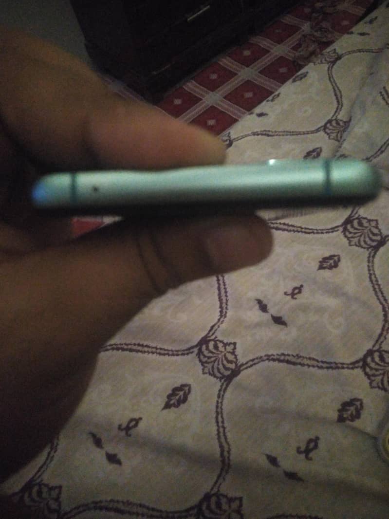 One Plus 8T 4