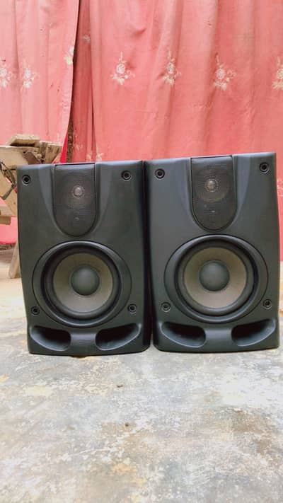 Phillips speaker