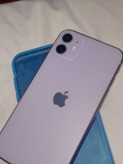 IPHONE 11 IN MINT CONDITION