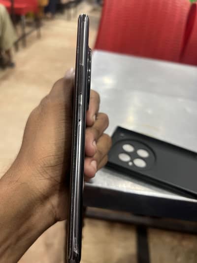 Infinix Zero 40