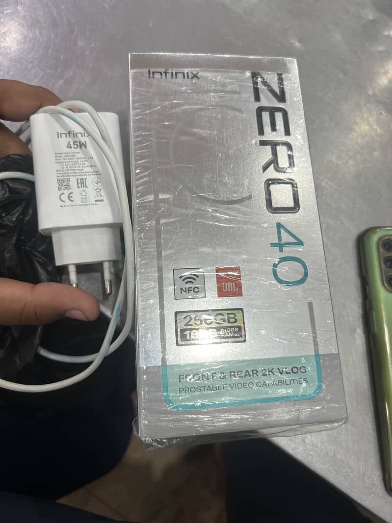 Infinix Zero 40 1